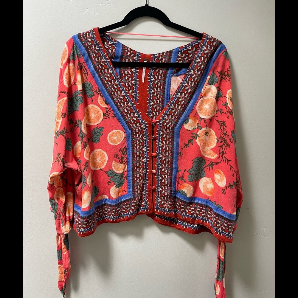 Gorgeous Free People Top. Size Small